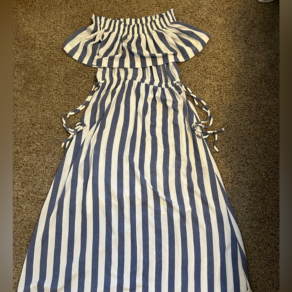 Striped off the shoulder maxi dress